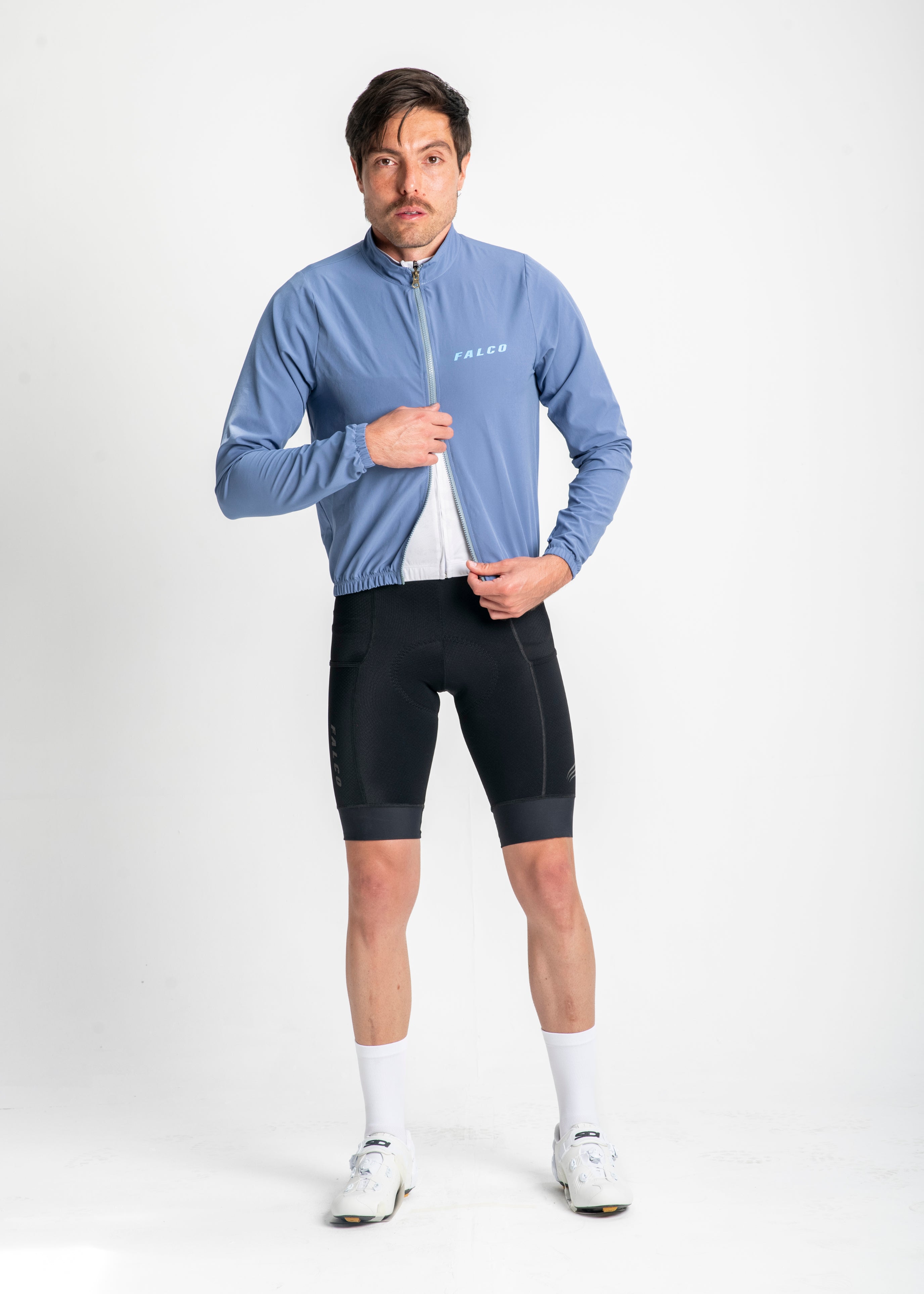 CORTAVIENTOS IMPERMEABLE AZUL CELESTE