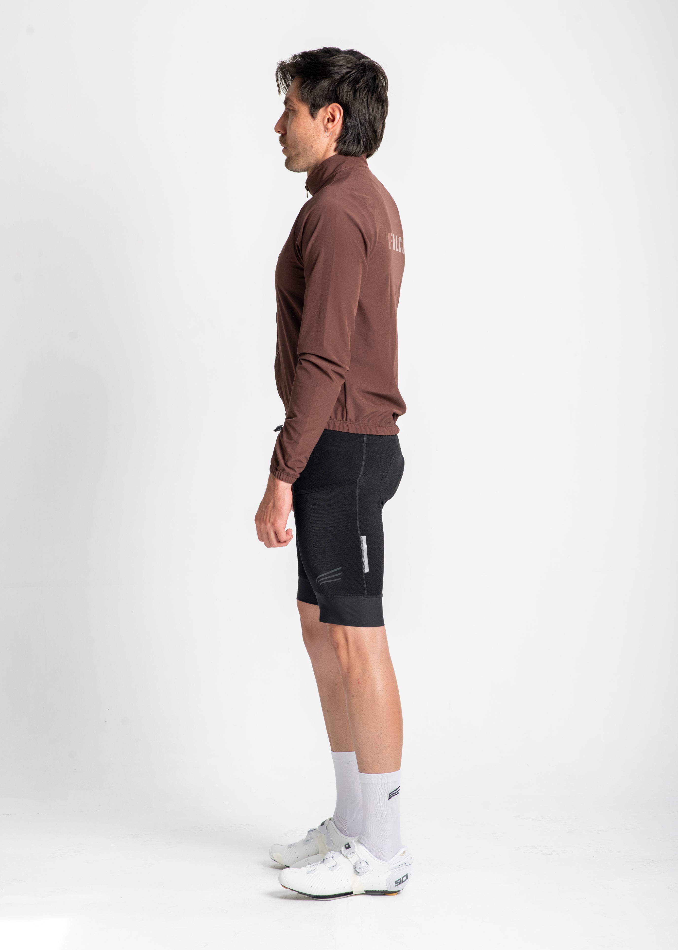 CORTAVIENTOS IMPERMEABLE CHOCOLATE