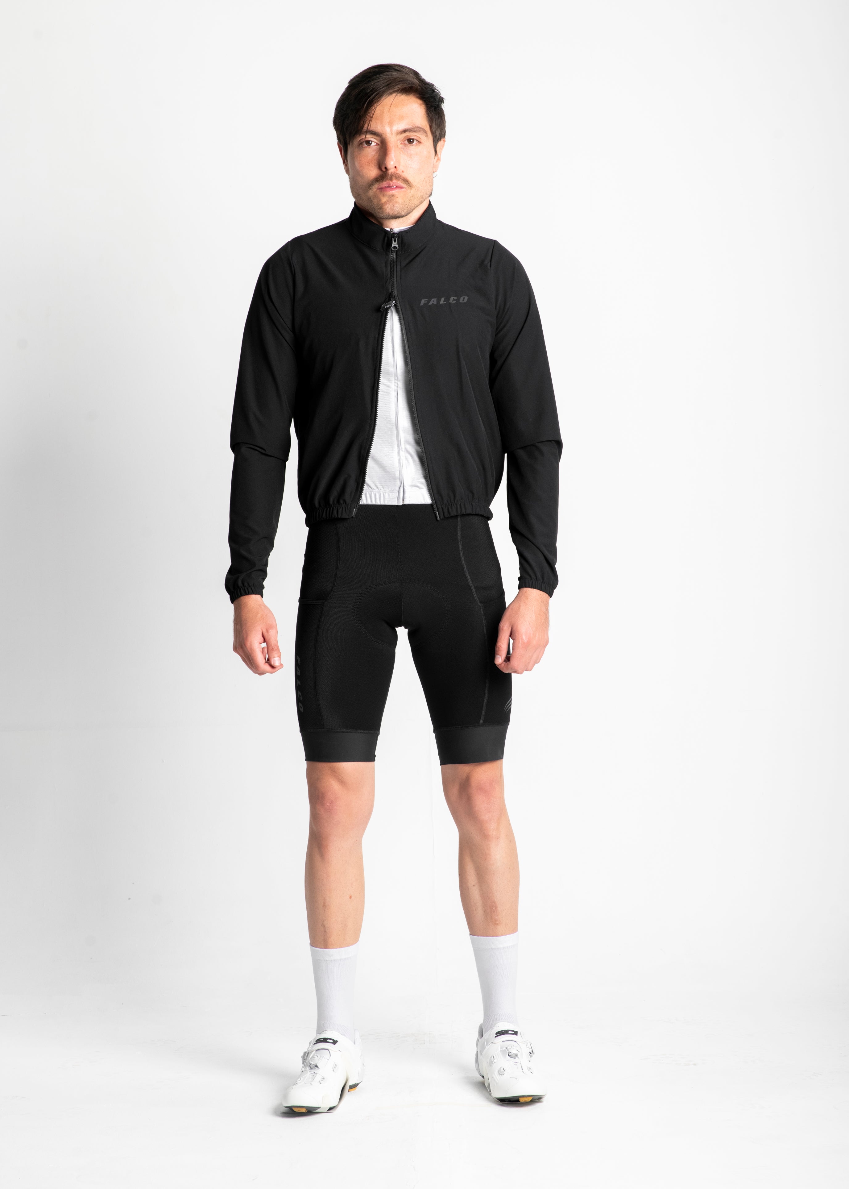 CORTAVIENTOS IMPERMEABLE NEGRA