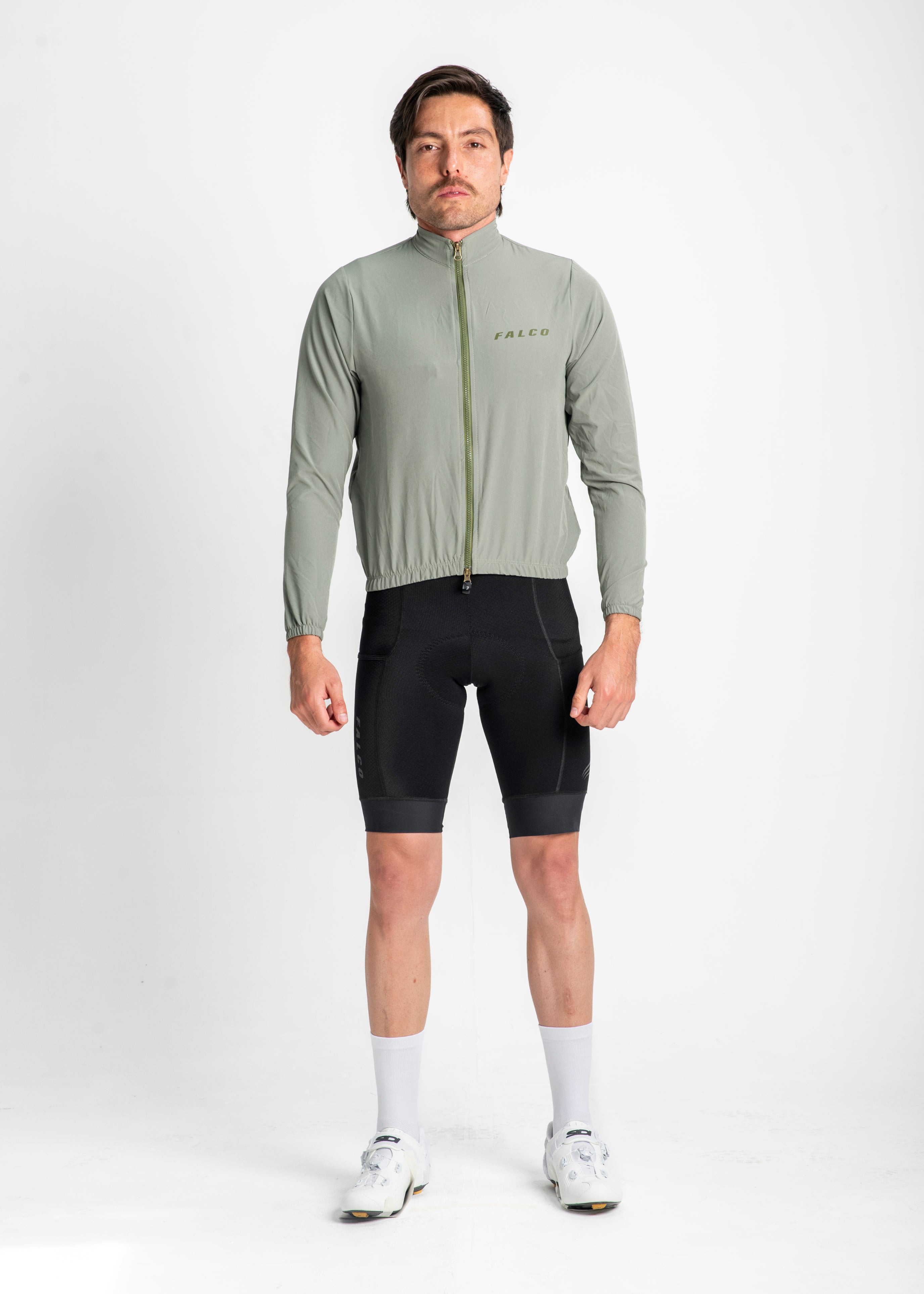 CORTAVIENTOS IMPERMEABLE VERDE OLIVA