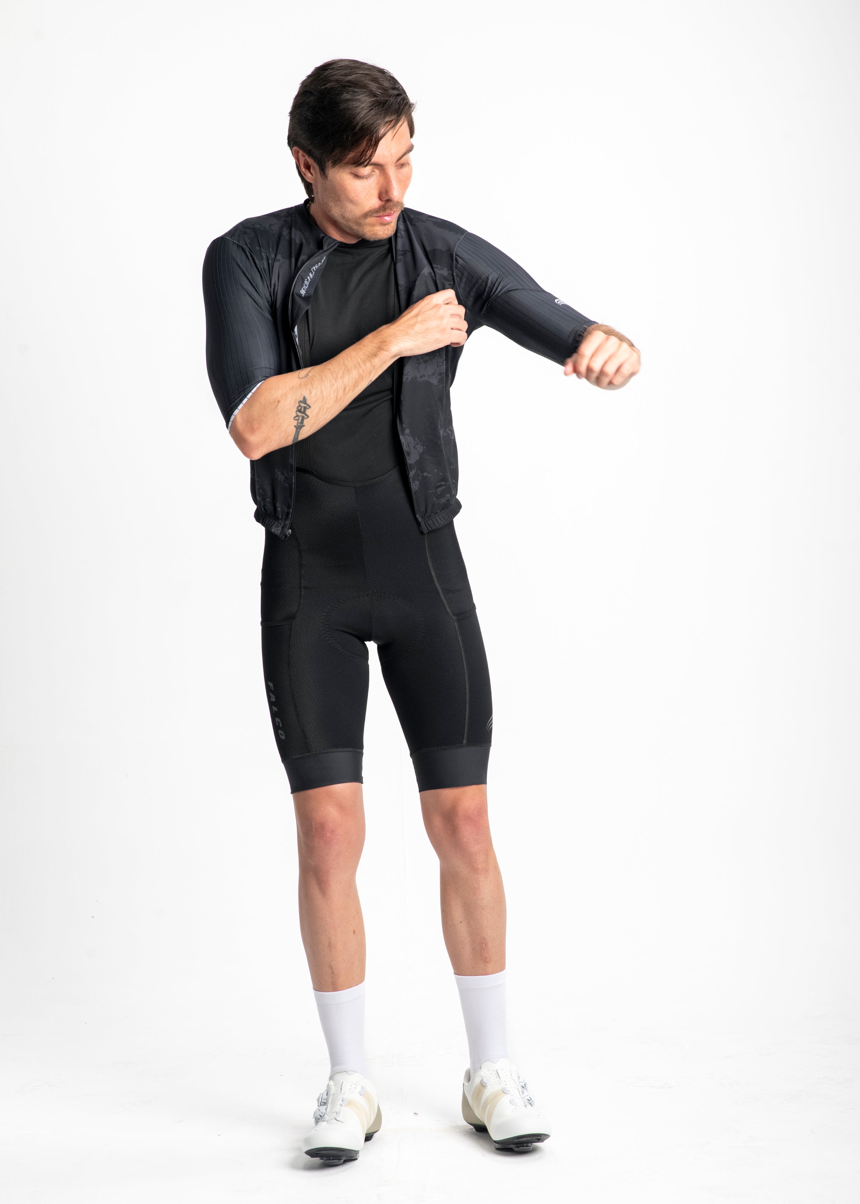 JERSEY MANGA CORTA NEGRO