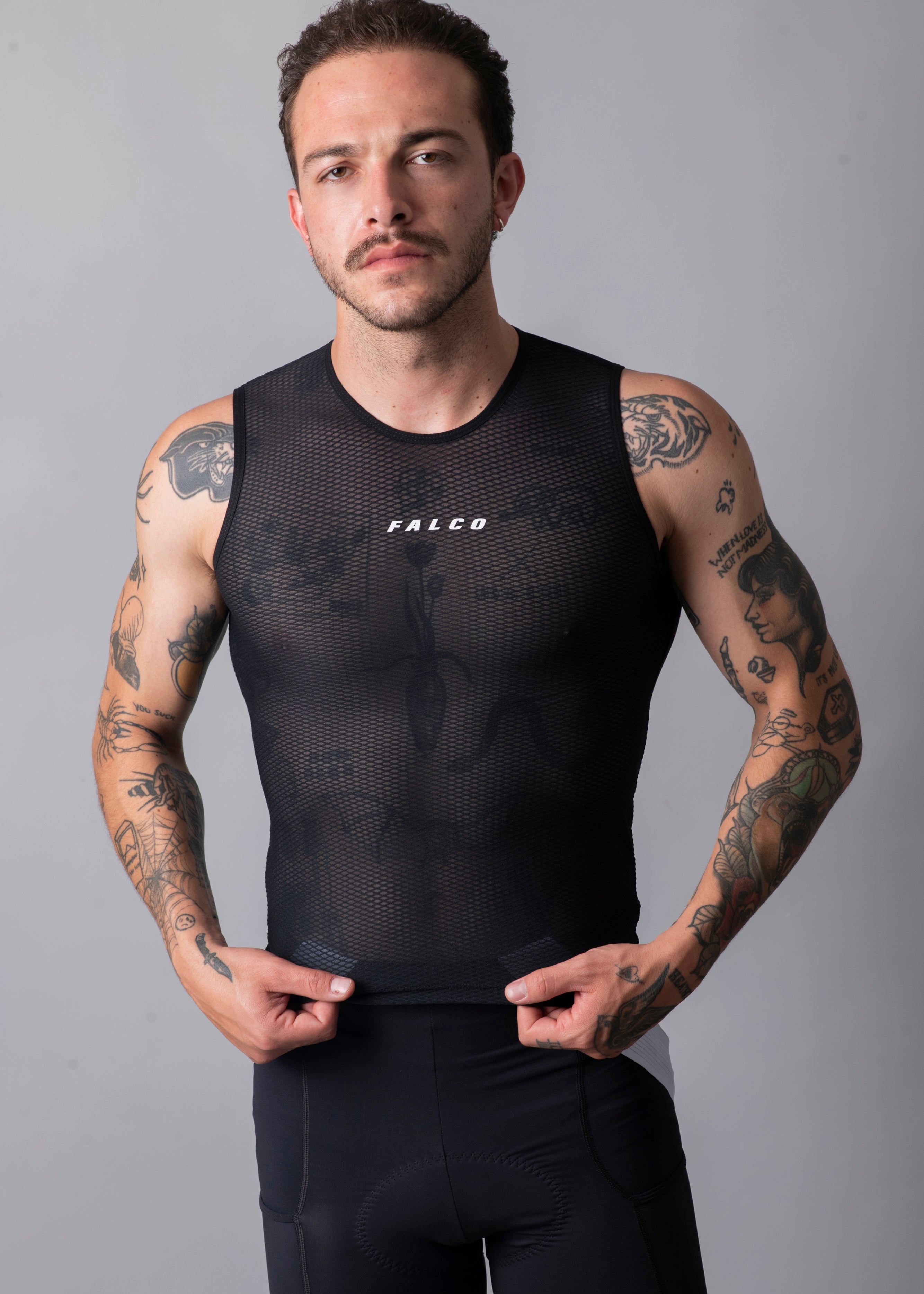BASE LAYER BLACK