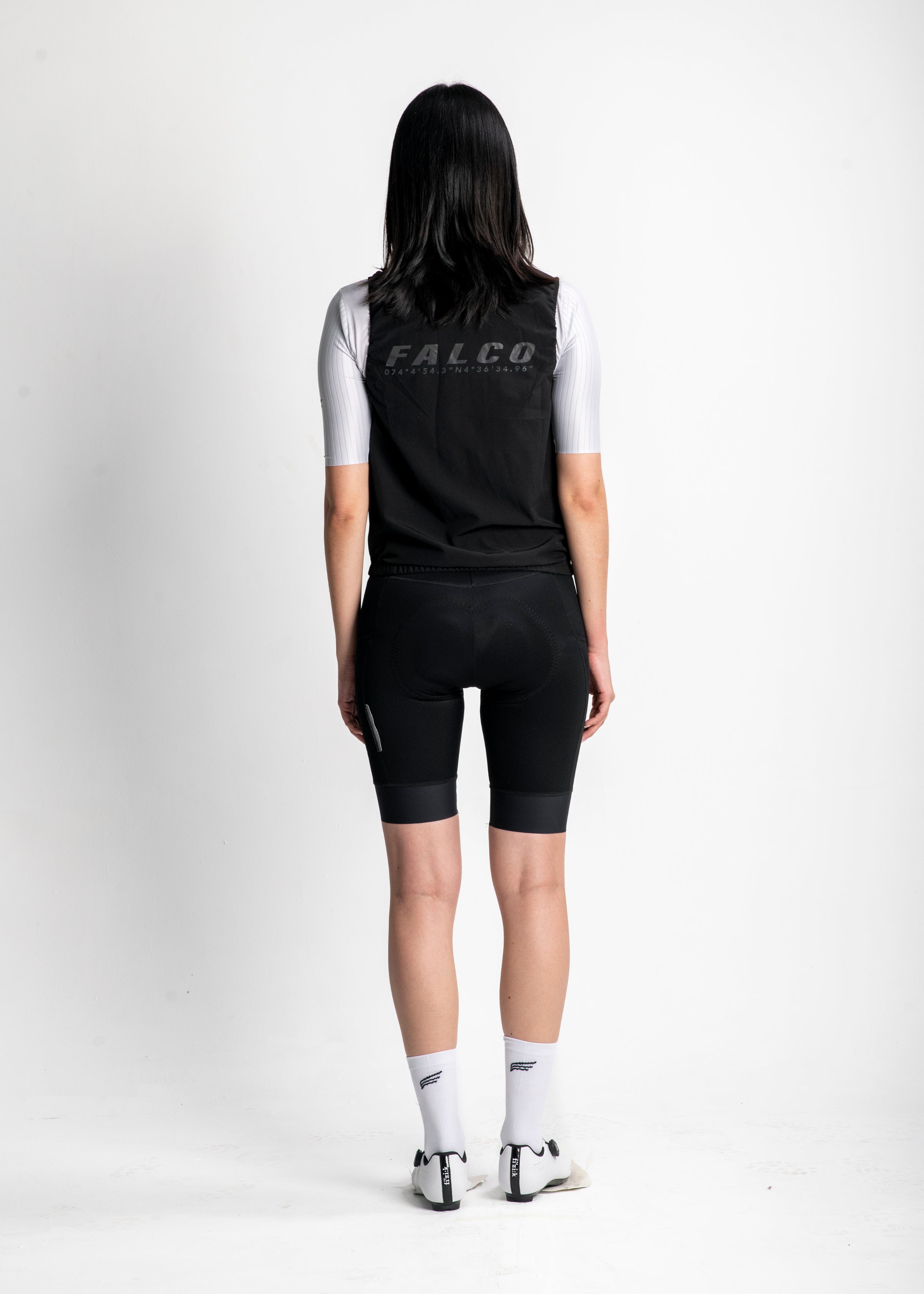 CHALECO CORTAVIENTOS NEGRO