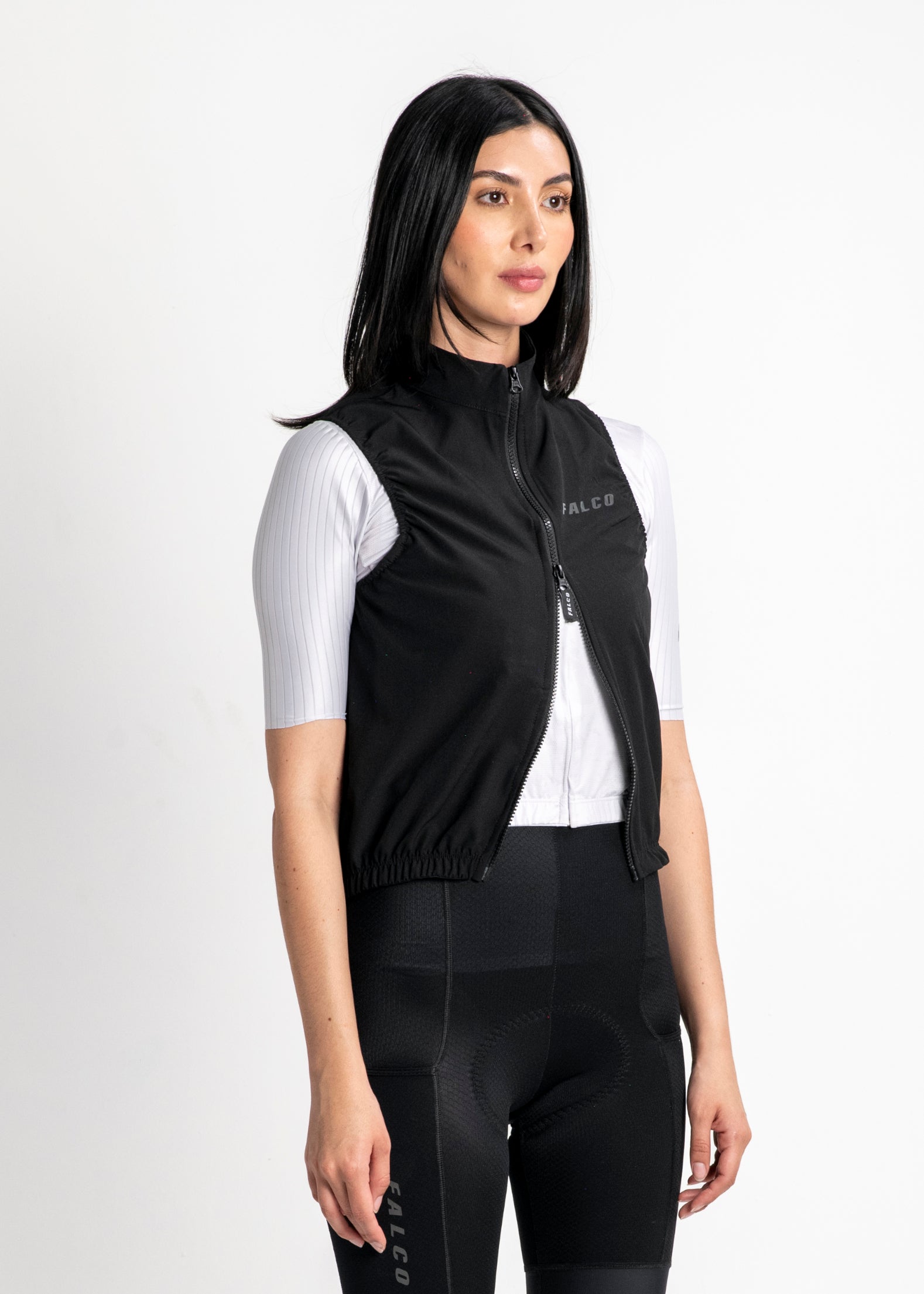 CHALECO CORTAVIENTOS NEGRO