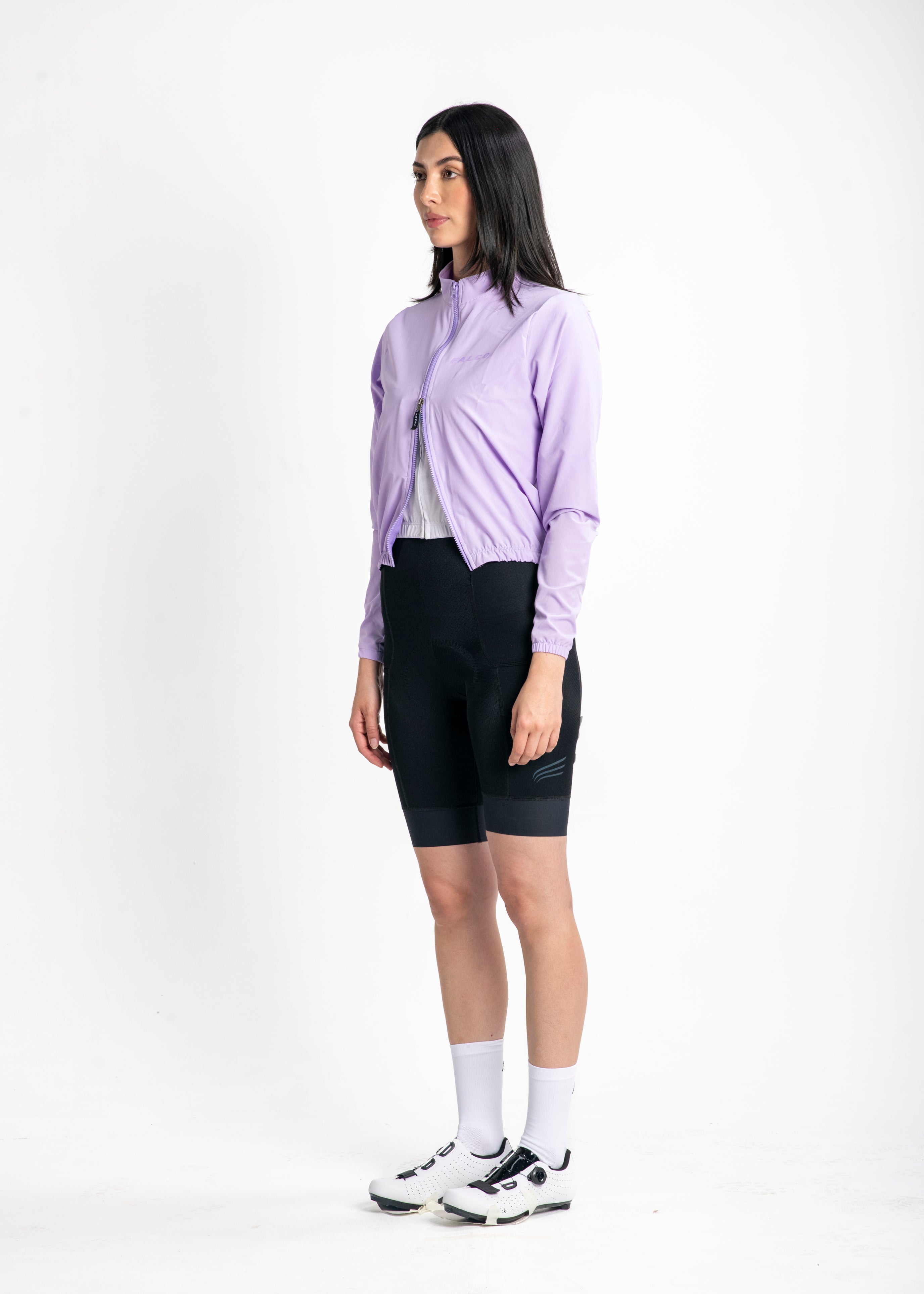 CORTAVIENTOS IMPERMEABLE LILA