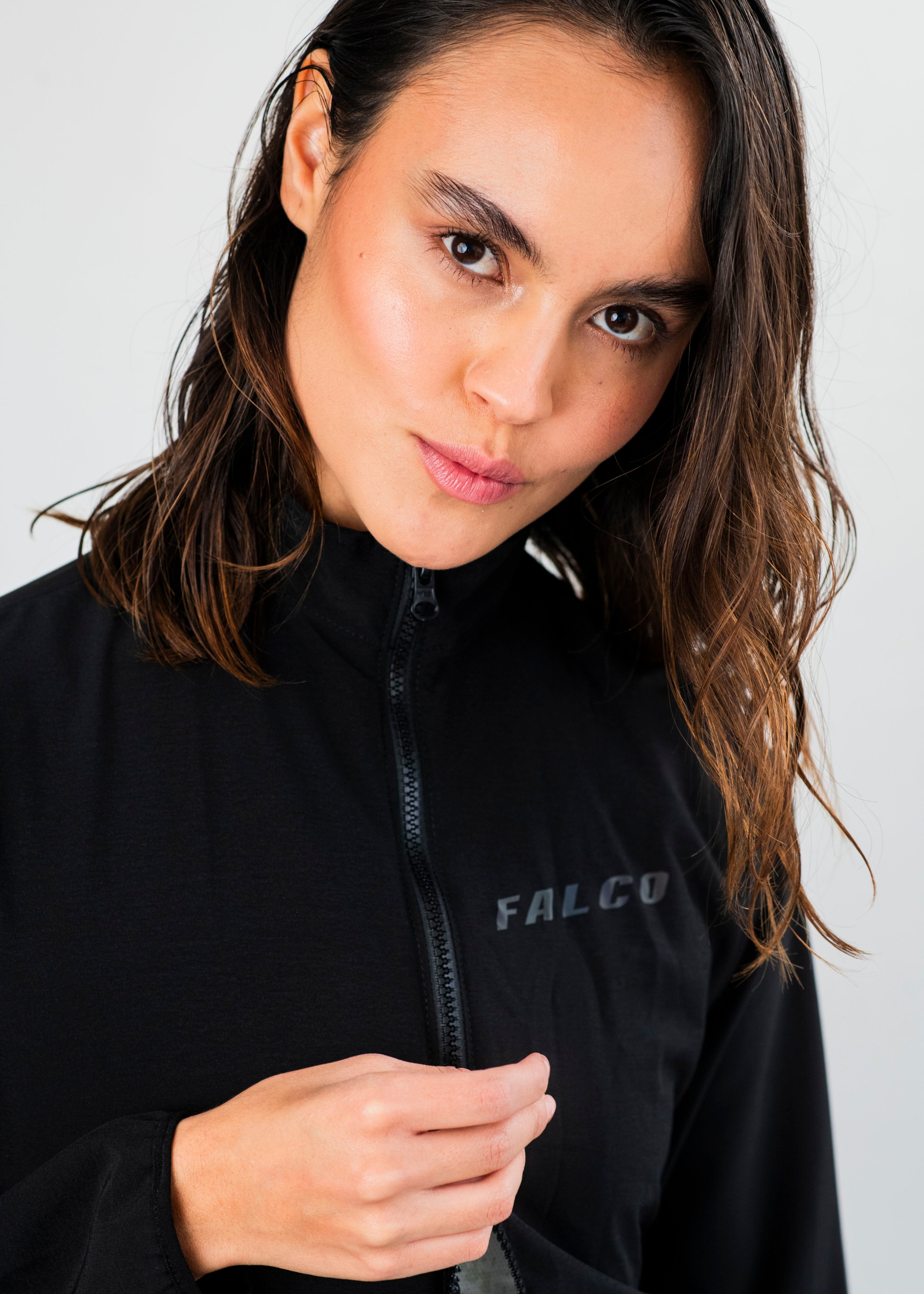 CORTAVIENTOS IMPERMEABLE  MUJER