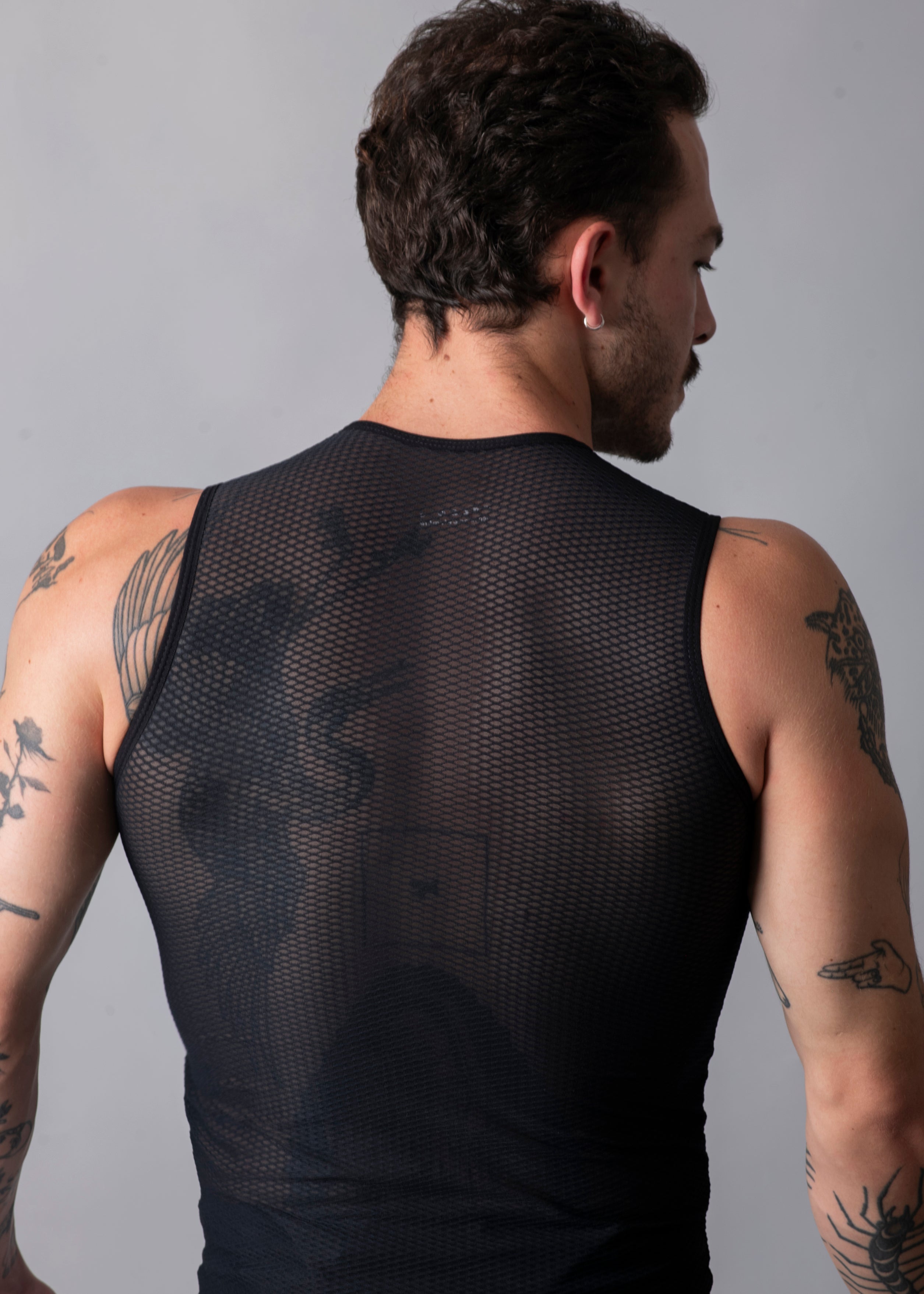 BASE LAYER BLACK